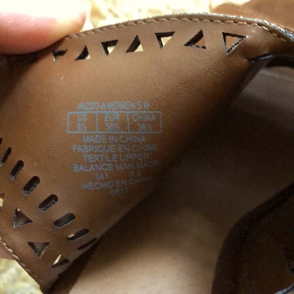 Brown heel peep toe sandals. Like-new - Picture 7 of 7